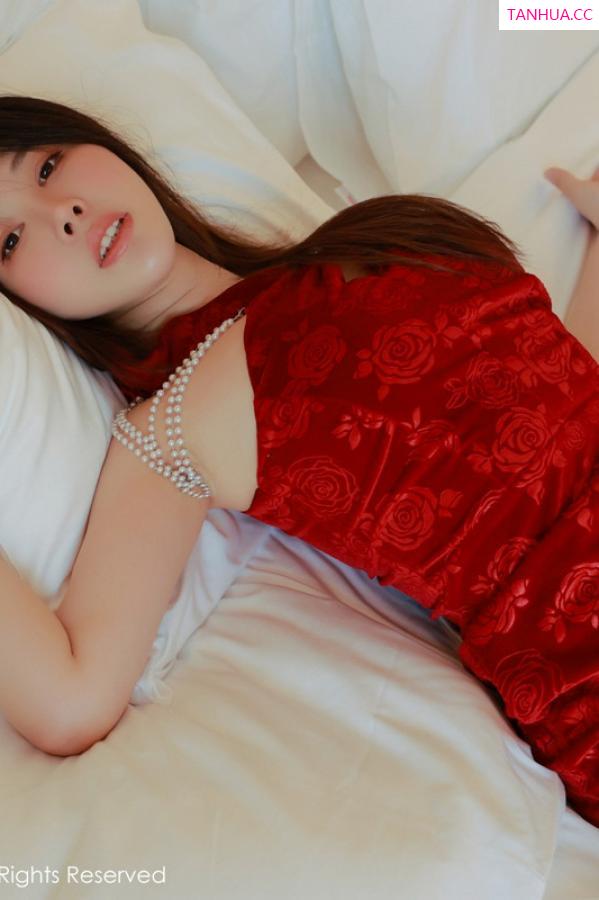 Evelyn艾莉  [XiuRen]高清写真图 2024.01.29 No.8032 Evelyn艾莉 黑丝美腿第31张图片